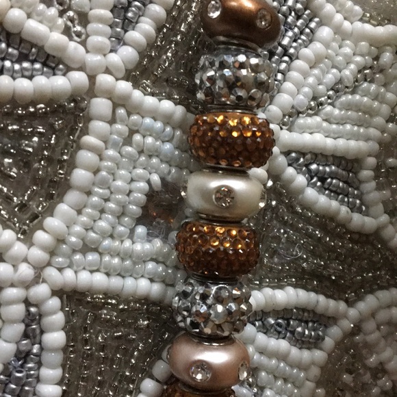 10 beads in various shades brown, taupe, silver. - Picture 4 of 4